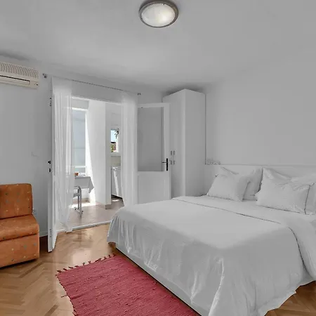 Apartment Urban Makarska
