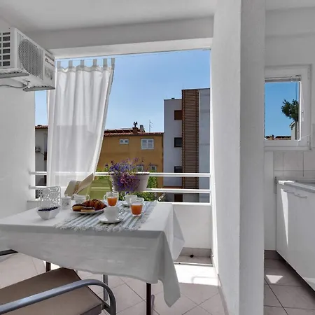 Urban Apartment Makarska