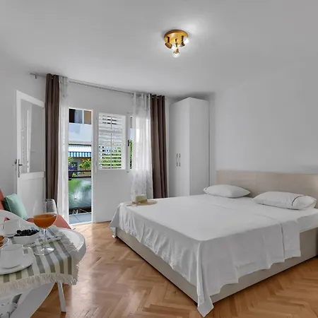 Apartment Urban